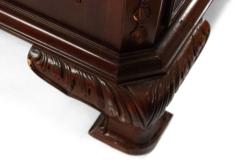 English Georgian Style Mahogany Kneehole Desk - 4640077