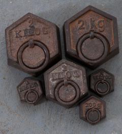 English Late 19th Century Large Brass Table Scale Weights - 1691952