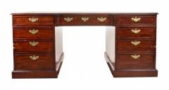 English Mahogany Leather Top Desk - 2800681