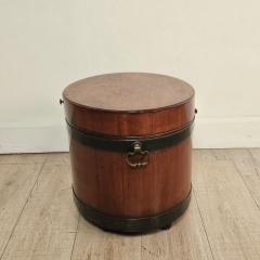 English Mahogany Oval Wine Box or Cellarette with Iron Straps circa 1820 - 4334278