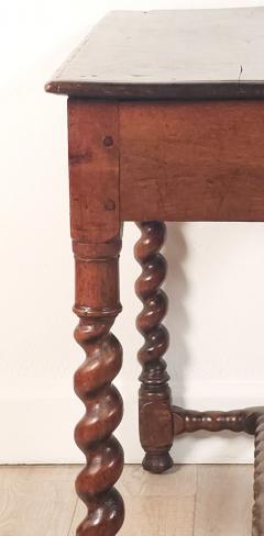 English Oak Barley Twist Tavern Table with Drawer 18th century - 4649749