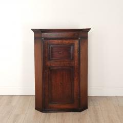 English Oak Hanging Corner Cupboard circa 1800 - 2763884