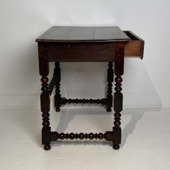 English Oak Table with Turned Legs 17th Century - 1535160