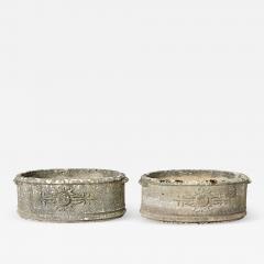 English Pair of 1920s Oval Cast Stone Planters - 4581721