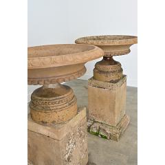 English Pair of 19th Century Carved Stone Garden Urns - 4549961