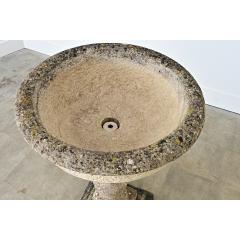 English Pair of 19th Century Cast Stone Planters - 4549964