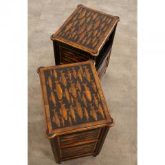 English Pair of Decoupage Bedside Cabinets - 3164277