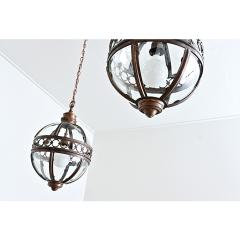 English Pair of Glass Globe Lanterns - 4558240
