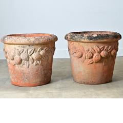 English Pair of Large 20th Century Terracotta Decorated Planters - 4798648