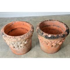 English Pair of Large 20th Century Terracotta Decorated Planters - 4798678