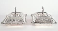 English Pair of Silver Plated Tableware Serving Dishes - 799357
