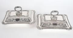 English Pair of Silver Plated Tableware Serving Dishes - 799361