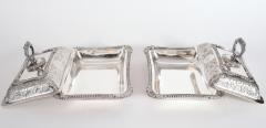 English Pair of Silver Plated Tableware Serving Dishes - 799367