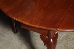 English Queen Anne Drop Leaf Table - 2127550