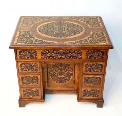 English Seaweed Marquetry Bureau Table or Desk with Royal Provenance circa 1735 - 4175120