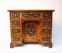 English Seaweed Marquetry Bureau Table or Desk with Royal Provenance circa 1735 - 4175122