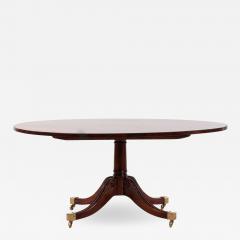 English Sheraton Style Oval Mahogany Saber Leg Coffee Table - 1430553