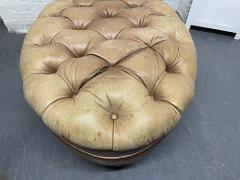 English Style Tufted Leather Oval Shaped Bench - 1972893