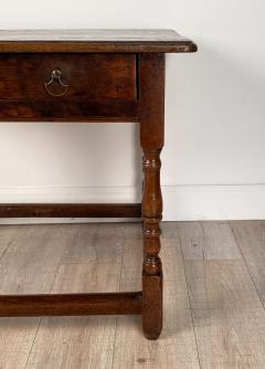 English Tavern Table with Drawer circa 1700 - 2760883