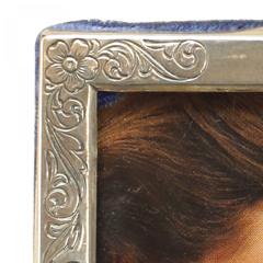 English Victorian Style Silver Picture Frame - 4675754