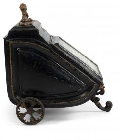 English Victorian Tole Coal Scuttle - 4321560