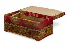 English Victorian Turkish Kilim Floor Trunk - 4661717