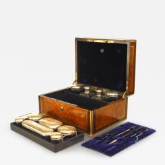 English Victorian Wanlnut and Rosewood Makeup Travel Case - 4263186