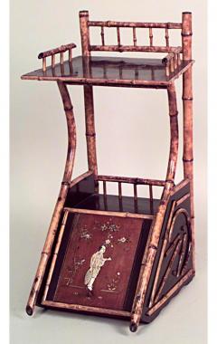 English Victorian bamboo and black lacquer shaped side end table - 701767