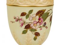 English Victorian style Mid Century Floral Porcelain Urn Form Table Lamp - 4671067