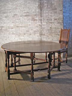 English William Mary early 18th Century Walnut Double Gateleg Table - 3534469