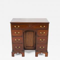 English mahogany knee hole dressing table - 1724768