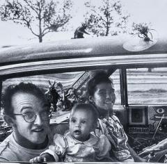 Eric Kroll Photograph of Andy Warhol Keith Haring Kenny Scharf and Family - 4416501