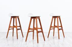 Erik Buch Erik Buch Sculpted Teak White Leather Bar Stools for Oddense Maskinsnedkeri - 2964571