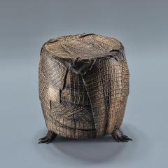 Erin Sullivan Alligator Stool 2025 - 4352480