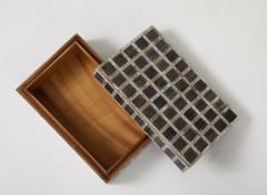 Etched Horn Grid Pattern Box - 3447826