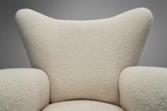 European Armchair in White Upholstery Europe 20th Century - 4142707