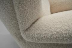 European Armchair in White Upholstery Europe 20th Century - 4142708
