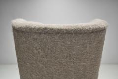 European Cabinetmaker Armchair Upholstered in Wool Europe ca 1950s - 3254961
