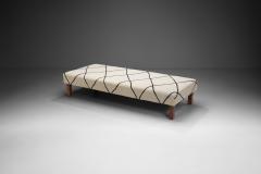 European Cabinetmaker Daybed Upholstered in Kilim Fabric Europe 1940s - 3377279