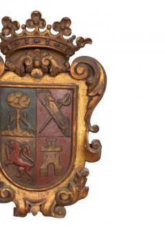 European Carved Gilt And Polychrome Coat Of Arms - 4140117