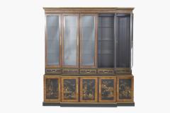 European Georgian Style Chinoiserie Breakfront Cabinet - 2472183