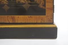 European Georgian Style Chinoiserie Breakfront Cabinet - 2472185