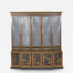 European Georgian Style Chinoiserie Breakfront Cabinet - 2474631