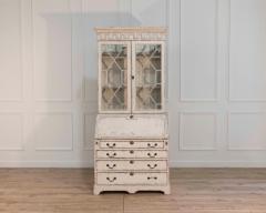 European two part vitrine cabinet with fine carvings circa 1790 - 4451655