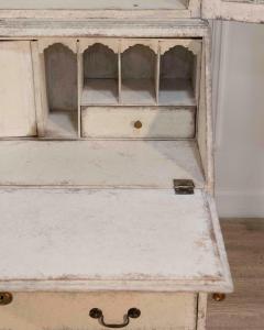 European two part vitrine cabinet with fine carvings circa 1790 - 4451664