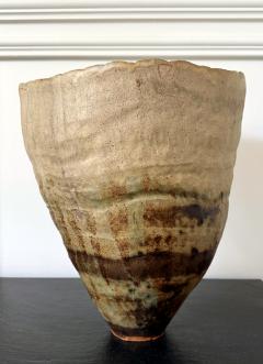 Ewen Henderson Fine Early Sculptural Ceramic Hand built Vessel by Ewen Henderson - 4289578