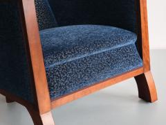 Exceptional Art Deco Arm Chair in Blue Velvet and Maple Northern France 1920s - 3385613