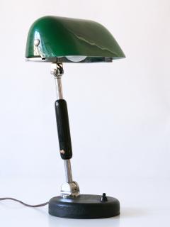 Exceptional Bauhaus Bankers Table Lamp with Original Green Glass 1930s Germany - 1799382