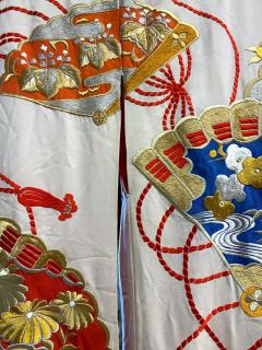 Exceptional Embroidered Vintage Japanese Ceremonial Kimono - 1206996