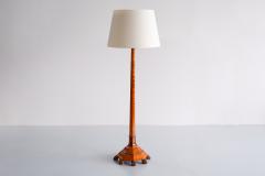 Exceptional Swedish Grace Floor Lamp in Birch with Carved Paw Feet 1920s - 3355759